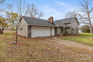 742 Miller Rd, Plainwell, MI 49080 - photo 4