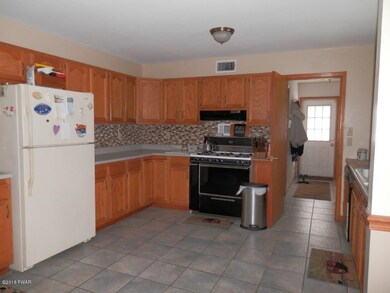 116 Indian Trail Rd, Milford, PA 18337 - photo 2