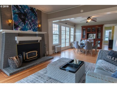 Living Room/Dining Room