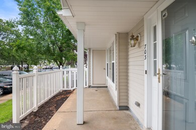 703 Oliphant Ln unit 703, Mount Laurel, NJ 08054 - photo 3