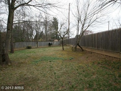 11501 Cherry Grove Dr, North Potomac, MD 20878 - photo 2