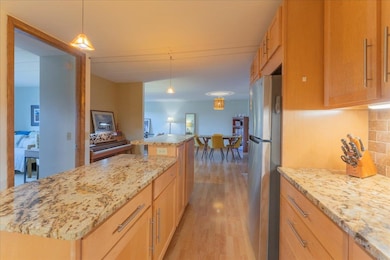 2051 Allen Blvd unit 402, Middleton, WI 53562 - photo 5