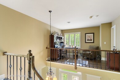 479 Le Provence Cir, Naperville, IL 60540 - photo 4