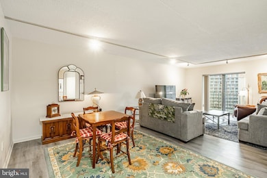 11004 Valley Forge Cir unit 1004, King of Prussia, PA 19406 - photo 7