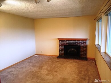 20145 Vikings Crest Loop NE unit 3-305, Poulsbo, WA 98370 - photo 7