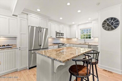 99 Greenwich Hills Dr, Greenwich, CT 06831 - photo 5