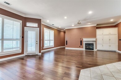 2305 Bedford Cir, Bedford, TX 76021 - photo 4