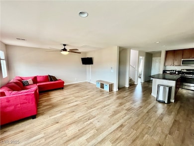 7265 Sterling Rock Ave, Las Vegas, NV 89178 - photo 4