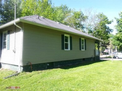 1301 N 8th St, Niles, MI 49120 - photo 6