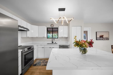 1702 Haiku Rd unit B, Haiku, HI 96708 - photo 4