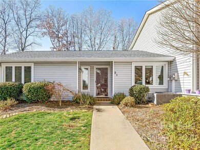 21 Hollybrook Dr unit 1, Asheville, NC 28803 - photo 2