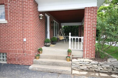 Huge lemonade front porch