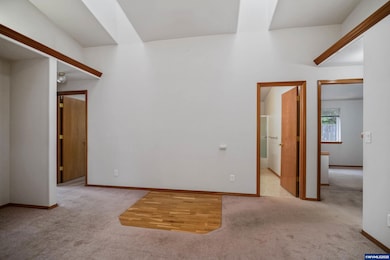 484 Travis Ct NE, Salem, OR 97301 - photo 7