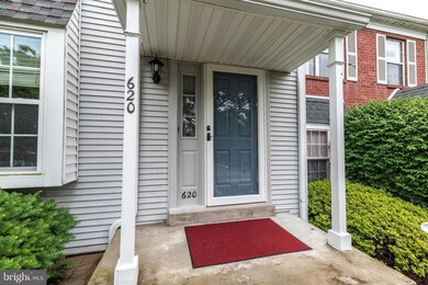 620 Greentree Ln, Norristown, PA 19403 - photo 3
