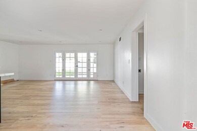 20771 Clark St, Woodland Hills, CA 91367 - photo 5