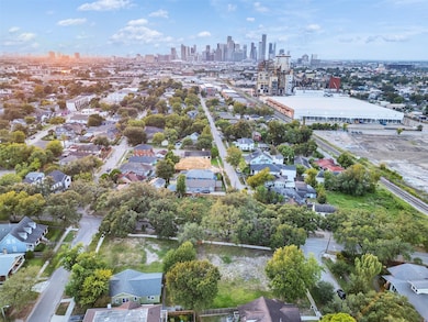 4404 Rusk St, Houston, TX 77023 - photo 2