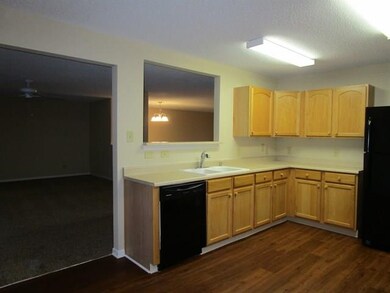 855 Sylvan St, Whiteland, IN 46184 - photo 5