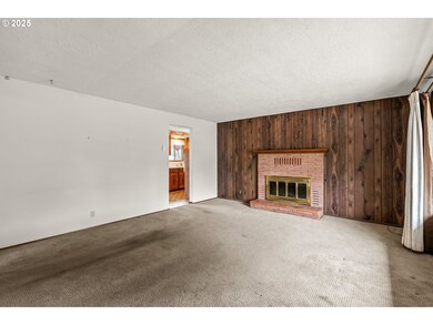 3569 Hyacinth St, Eugene, OR 97404 - photo 5