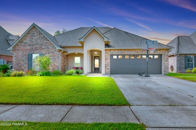 123 Woodhaven-Twilight