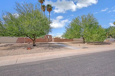 14072 N Newcastle Dr, Sun City, AZ 85351 - photo 2
