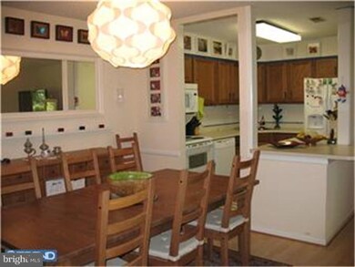 7403 Tamarron Dr, Plainsboro, NJ 08536 - photo 6