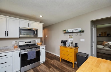 66 E High St, Winterset, IA 50273 - photo 7