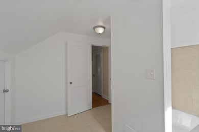 5709 Woodcrest Ave, Baltimore, MD 21215 - photo 6