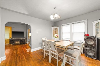 3435 Altamont Ave, Cleveland, OH 44118 - photo 5