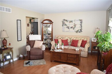 4 E 7th St, Wind Gap, PA 18091 - photo 4