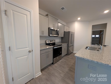 9043 Lowfalls Ln, Charlotte, NC 28216 - photo 5