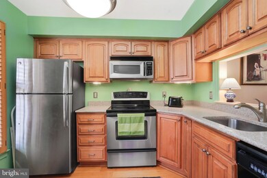 6535 Brick Hearth Ct, Alexandria, VA 22306 - photo 3