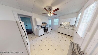 610 N 612 Main Ave, Scranton, PA 18504 - photo 5