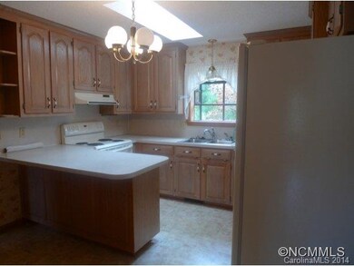 Kitchen 1