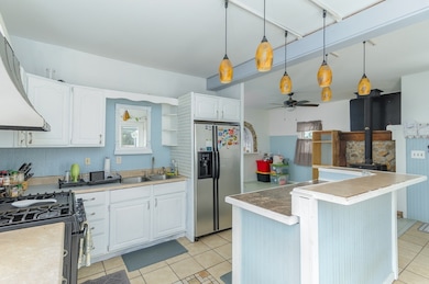 35 Bacon St, Warren, MA 01083 - photo 4