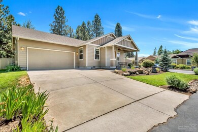 60974 Hammock Ct, Bend, OR 97702 - photo 2