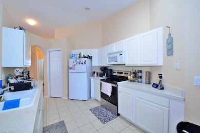 6878 Sterling Greens Ct unit 202, Naples, FL 34104 - photo 6
