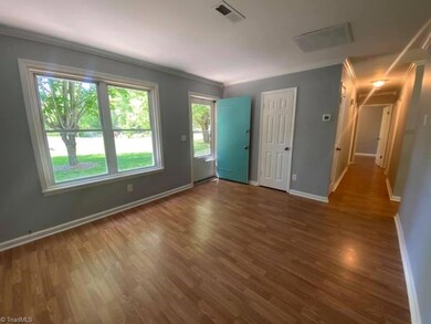 406 Weatherford Dr, King, NC 27021 - photo 5