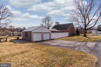 20002 Gilbert Hills Dr, Hagerstown, MD 21742 - photo 2