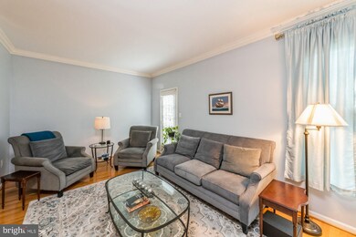 2486 Clover Field Cir, Herndon, VA 20171 - photo 5