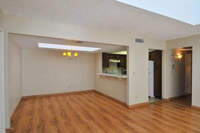 1232KeatsDiningarea9-6-12