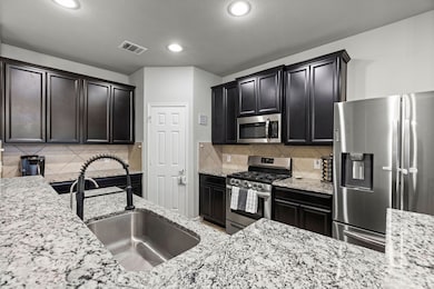 10028 Swift Fox Ct, Magnolia, TX 77354 - photo 5