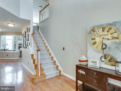 12333 Cherry Branch Dr, Clarksburg, MD 20871 - photo 2