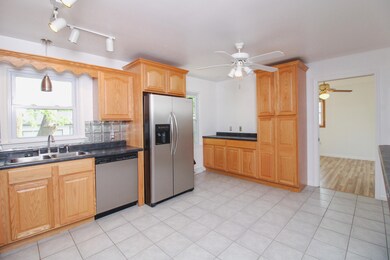 4701 Orchard Ln