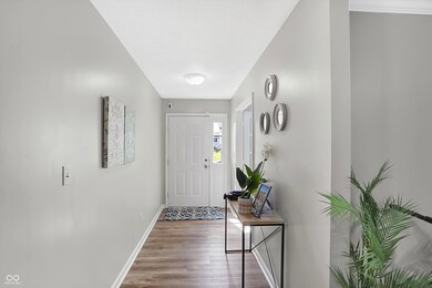 894 Grandiflora Dr, Greenwood, IN 46143 - photo 4