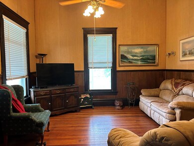 670 Gordon St, Rochelle, GA 31079 - photo 2