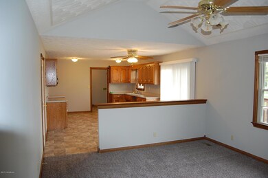 117 Kamp Dr, Mount Washington, KY 40047 - photo 2