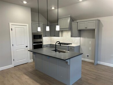 2524 NW 196th St, Edmond, OK 73012 - photo 4