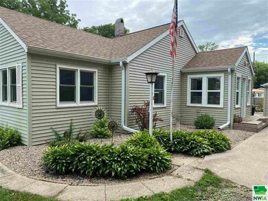 711 6th St, Onawa, IA 51040 - photo 3