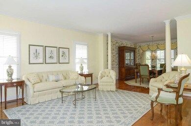 8201 Madrillon Estates Dr, Vienna, VA 22182 - photo 7