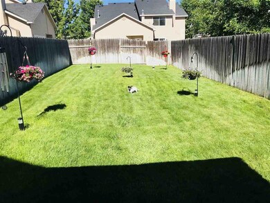 1307 & 1309 S Holly St, Nampa, ID 83686 - photo 5